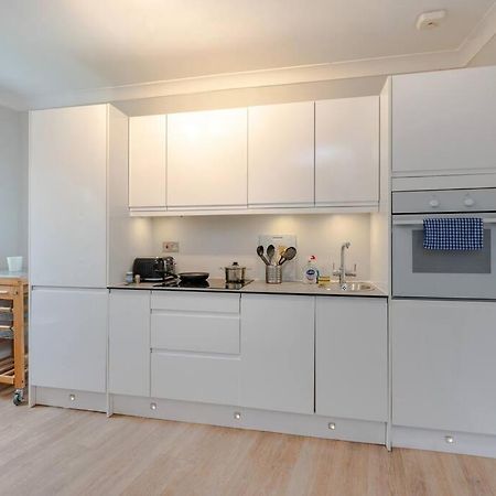 Cosy 2 Bed In Kensington Olympia Apartment ลอนดอน ภายนอก รูปภาพ